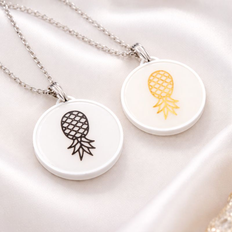 pendentif ananas