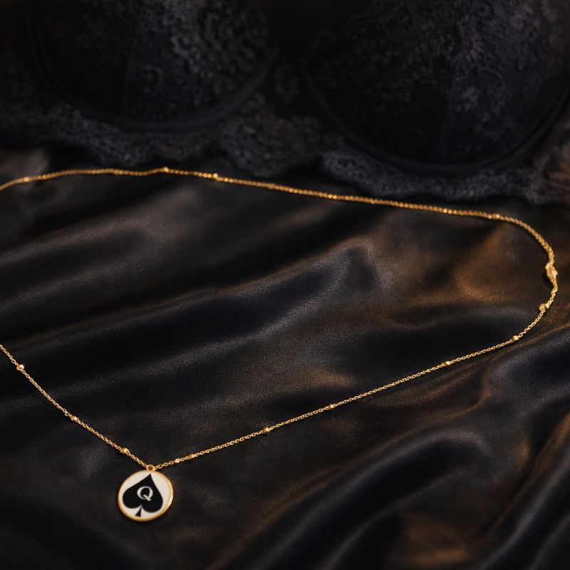 chaine taille queen spade