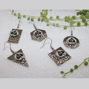boucle oreille queen of spade 1