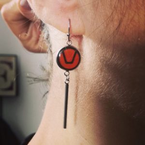 boucle oreille symbole libertin 1