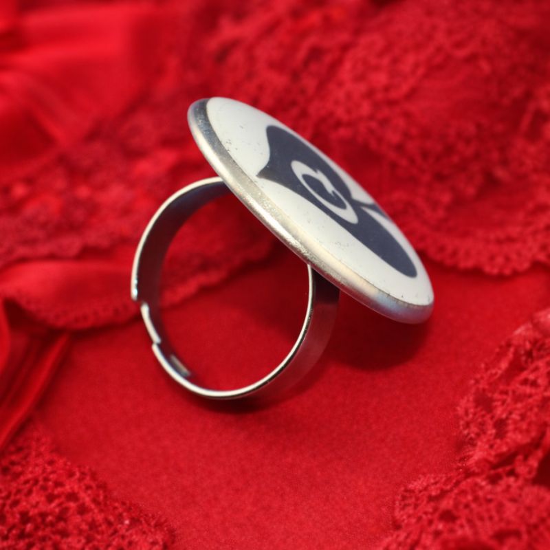 bague queen spade