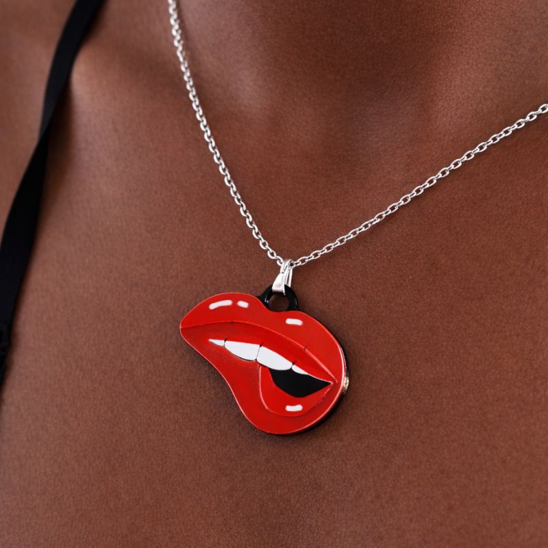 pendentif bouche sexy