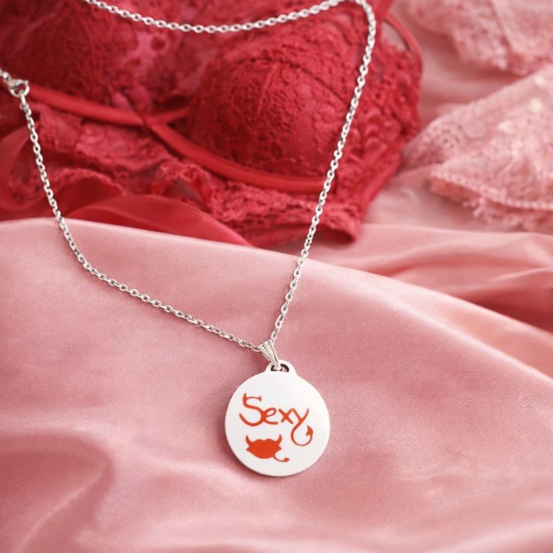 pendentif sexy