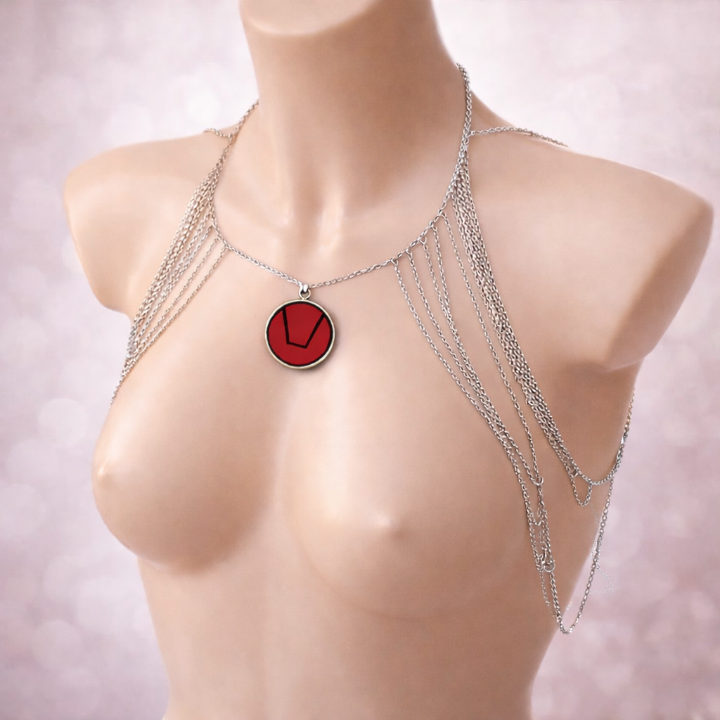 bijou poitrine symbole libertin